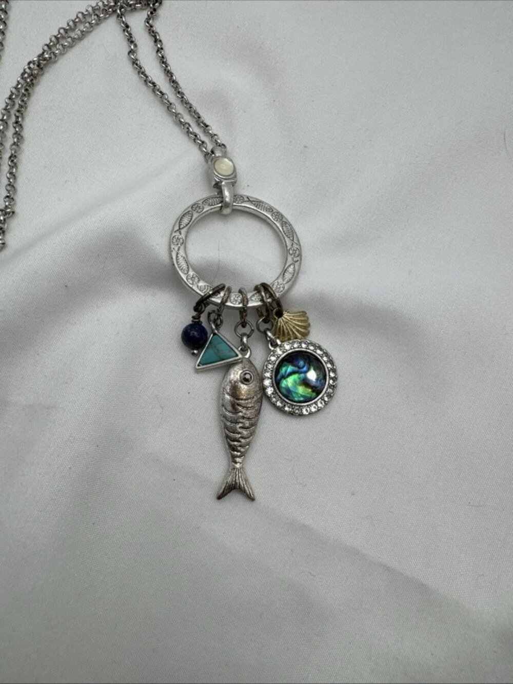 Lucky Brand Silver Tone Charm Necklace Fish Shell Abalone Boho Look Pendant - Picture 13 of 14